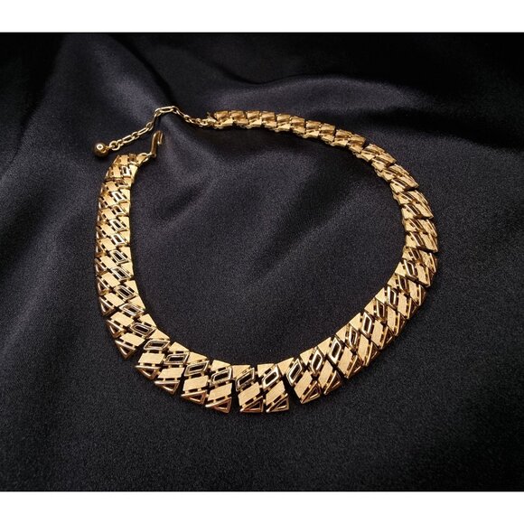 Vintage Crown Trifari 1960s Gold-Tone Statement Necklace With Geometric Design & - Picture 1 of 6